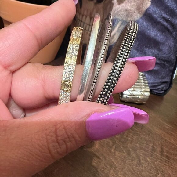 HUGE WOMENS BRACELET BUNDLE LOT 12 - Picture 5 of 5